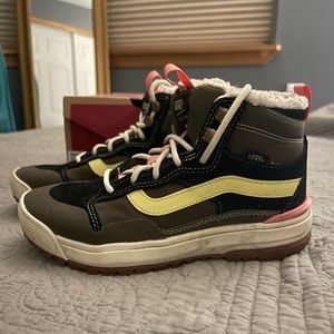Vans UltraRange hi-tops